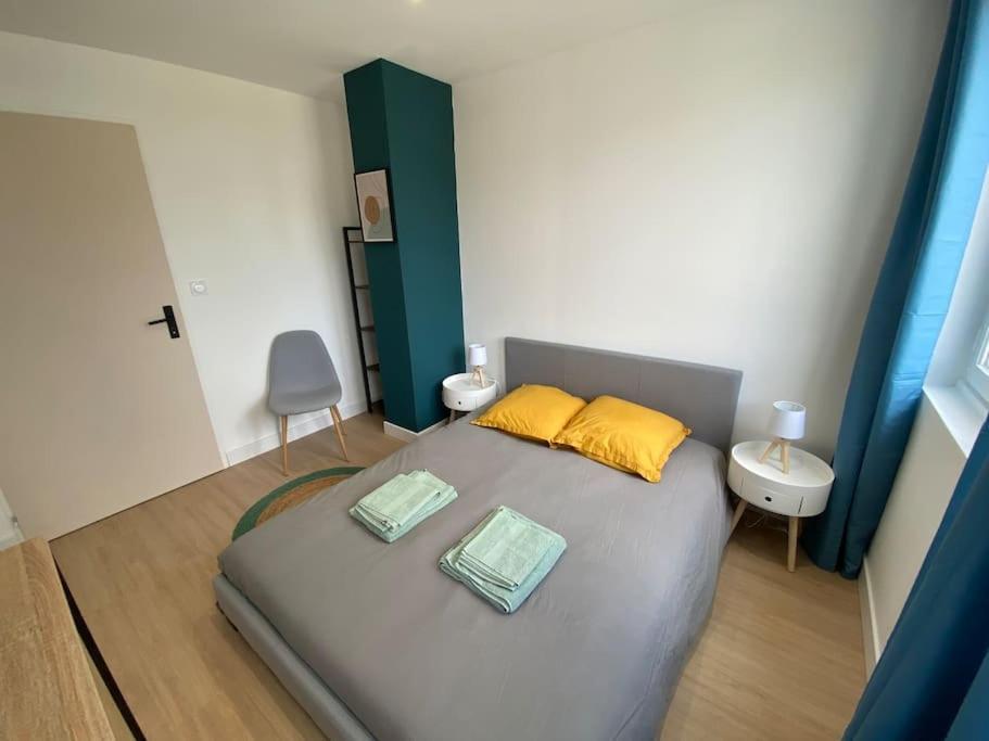 Appartement Familial, 2 Chambres, En Rdc Sur Cour แซงต์-โฟลรองแต็ง ภายนอก รูปภาพ